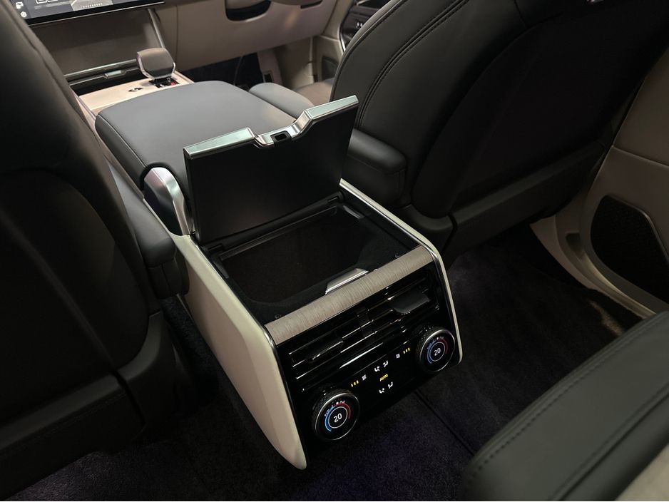 2025 Land Rover Range Rover