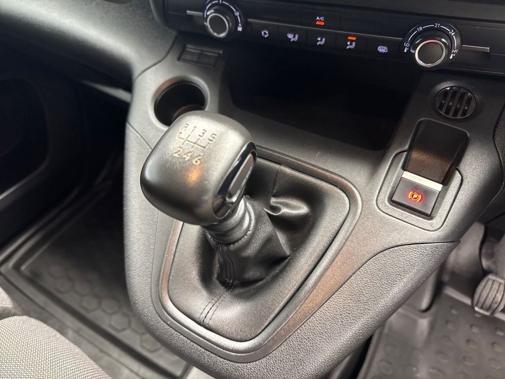 2023 Peugeot Partner