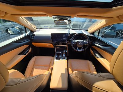 2023 Lexus NX 450H+