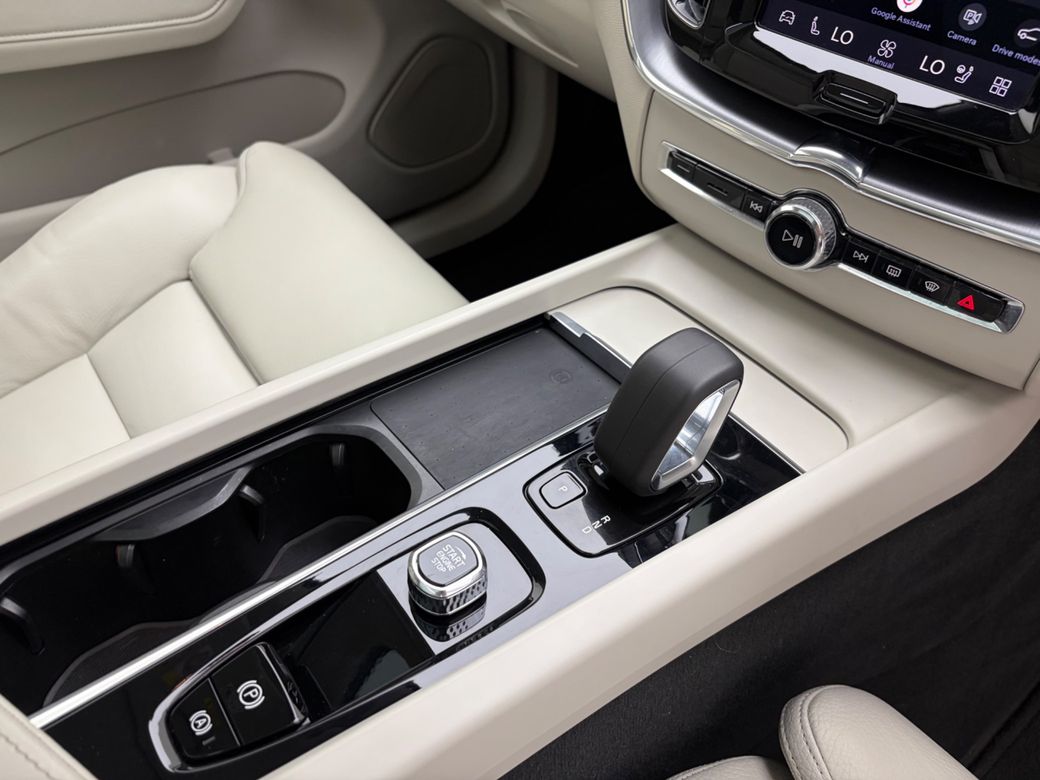 2022 Volvo XC60