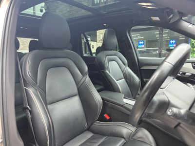 2022 Volvo XC90