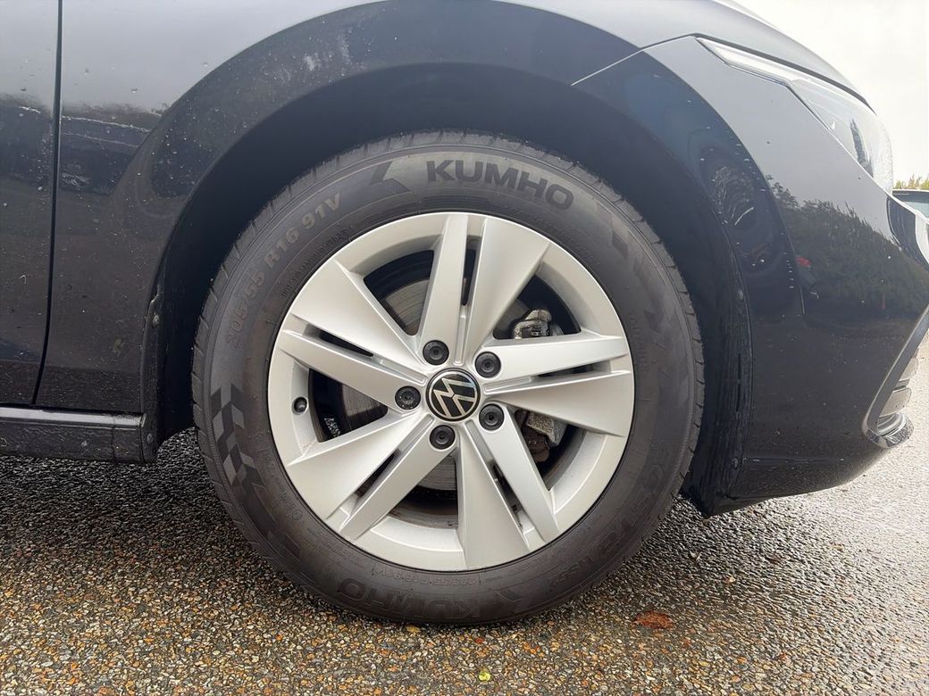 2024 Volkswagen Golf