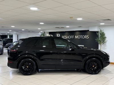 2023 Porsche Cayenne