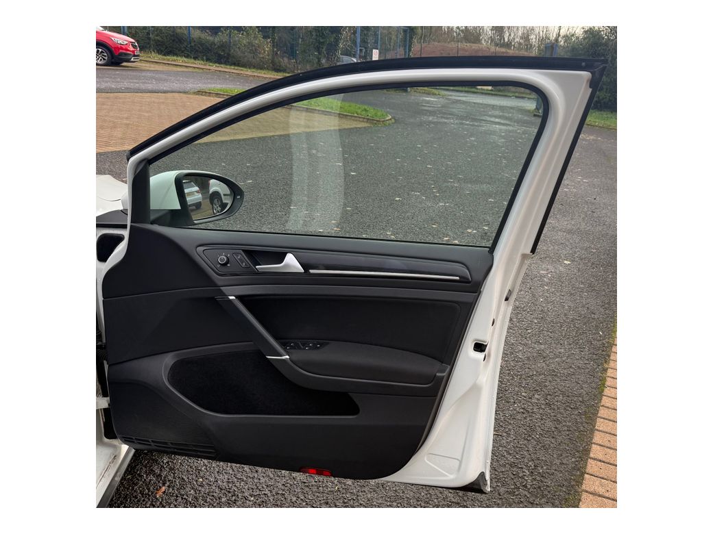 2014 Volkswagen Golf