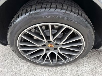 2023 Porsche Cayenne