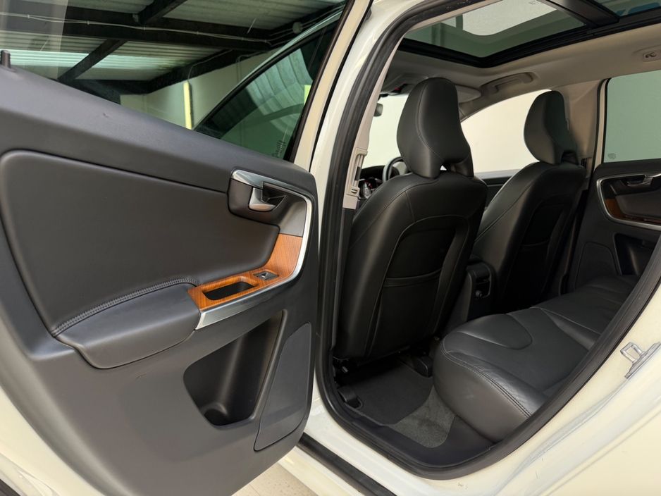 2017 Volvo XC60