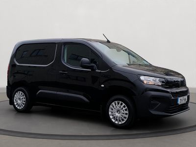 2025 Peugeot Partner