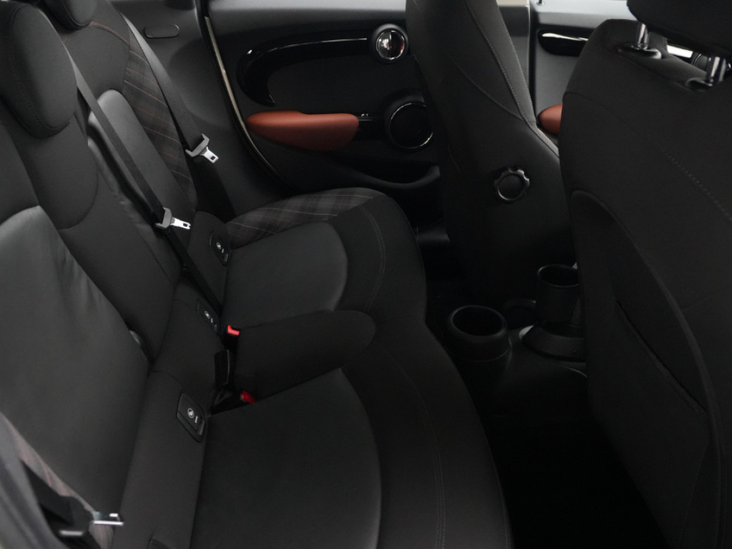 2016 Mini Cooper D