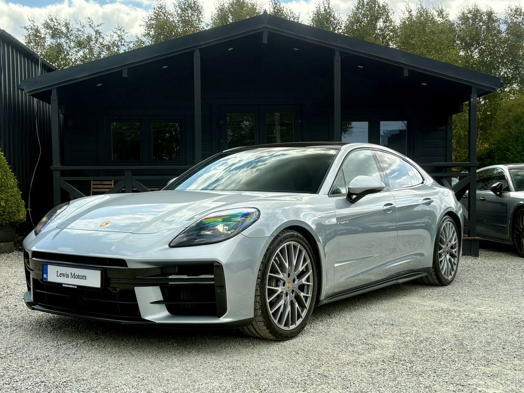 2025 Porsche Panamera