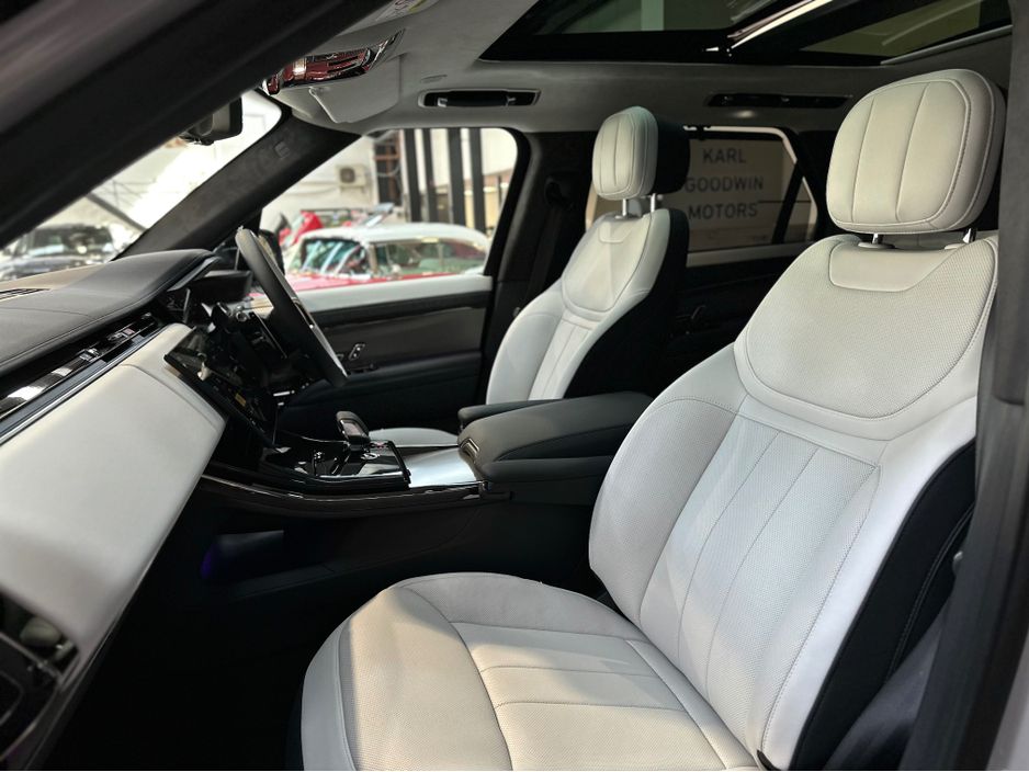 2026 Land Rover Range Rover