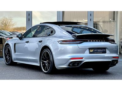 2022 Porsche Panamera