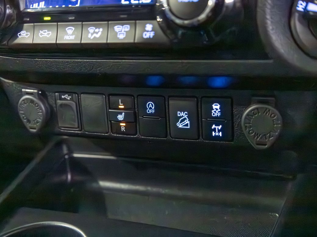 2023 Toyota Hilux