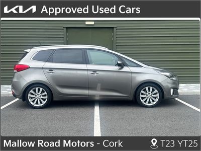 2017 Kia Carens