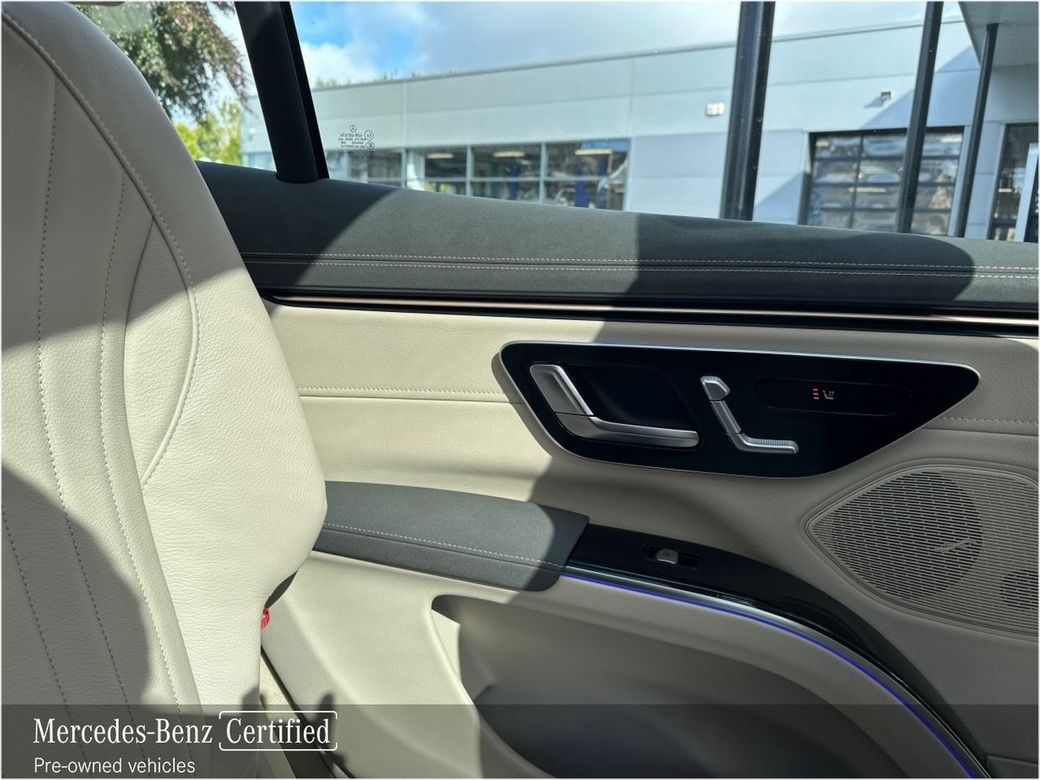 2025 Mercedes-Benz EQS