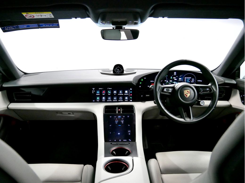 2023 Porsche Taycan