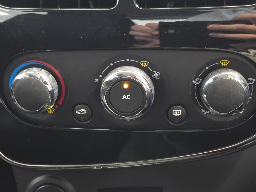 2014 Renault Clio