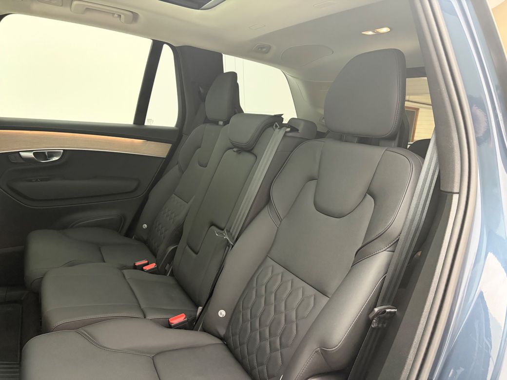 2025 Volvo XC90