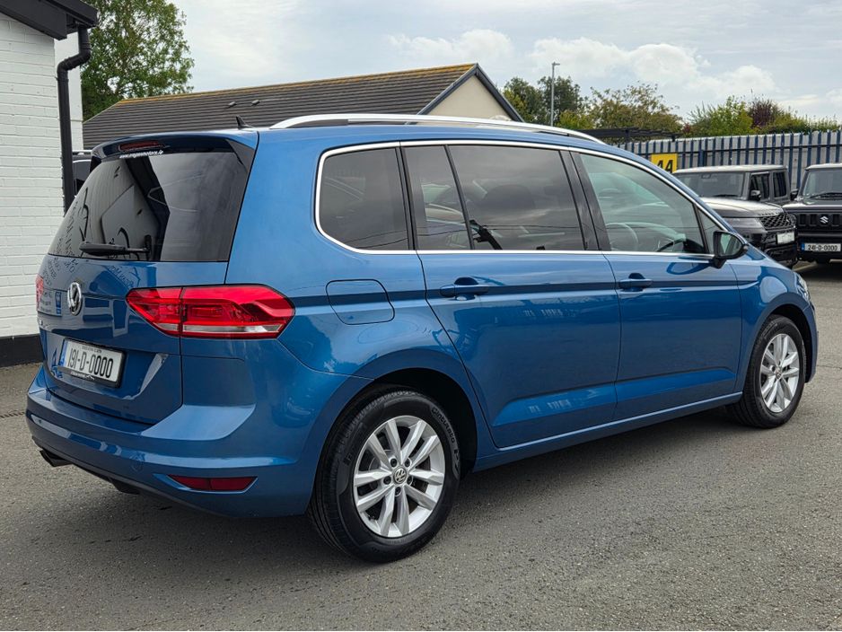 2019 Volkswagen Touran