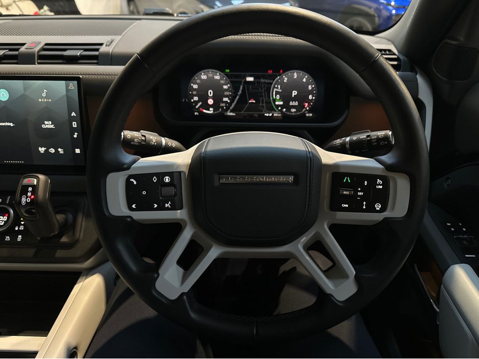 2025 Land Rover Defender