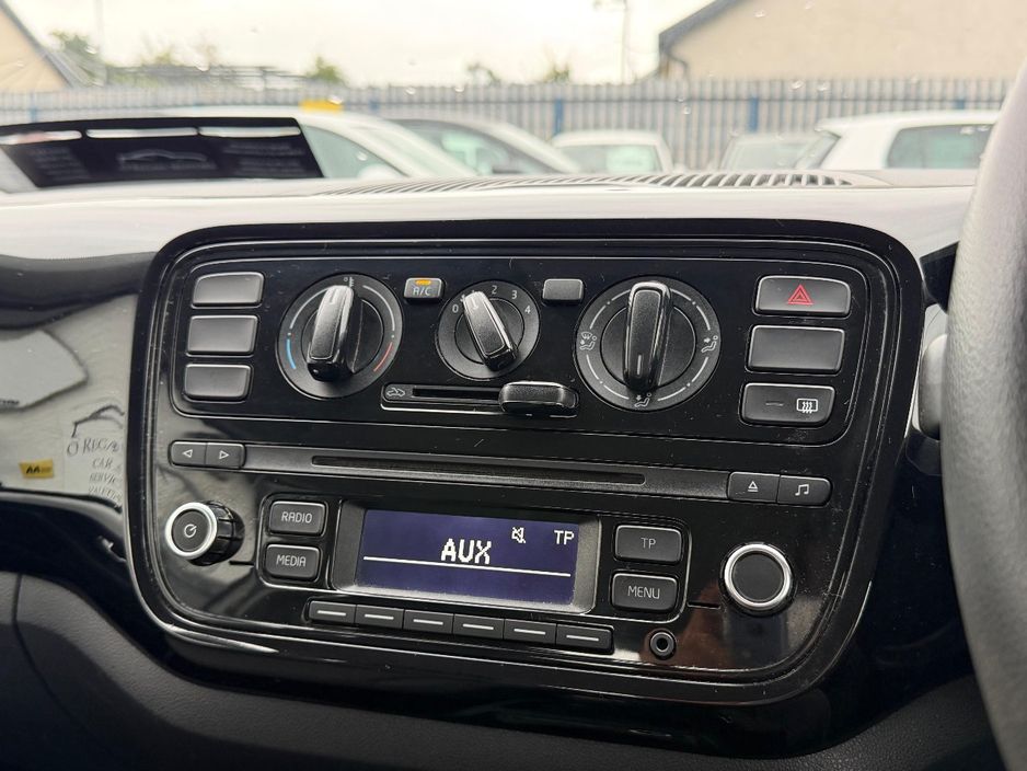 2015 Volkswagen up!
