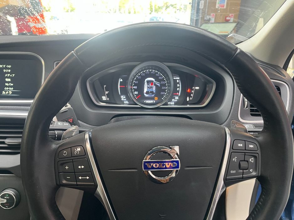 2016 Volvo V40
