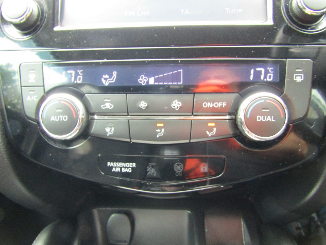 2015 Nissan Qashqai