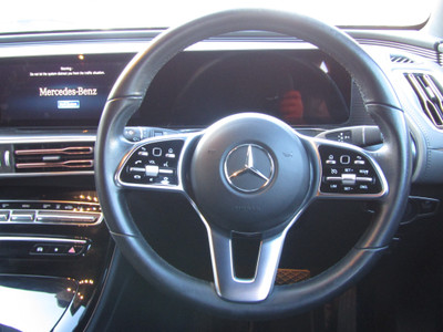 2022 Mercedes-Benz EQC