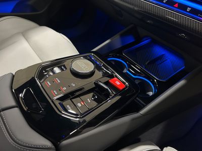 2025 BMW M5