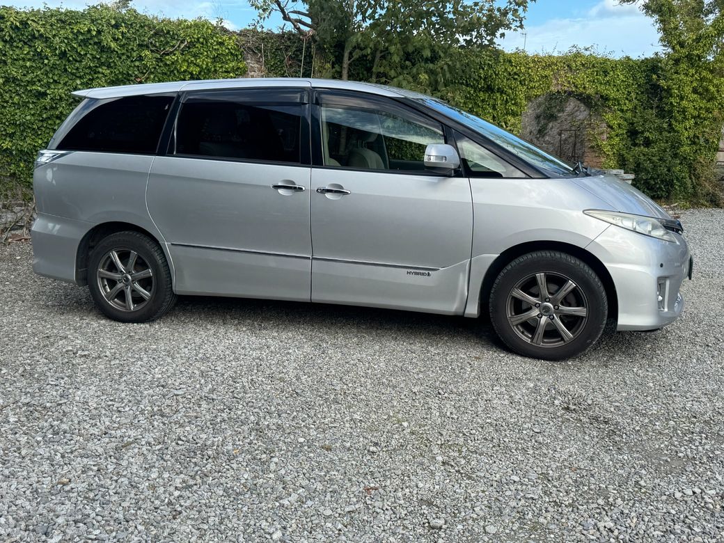 2012 Toyota Estima