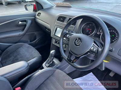 2017 Volkswagen Polo