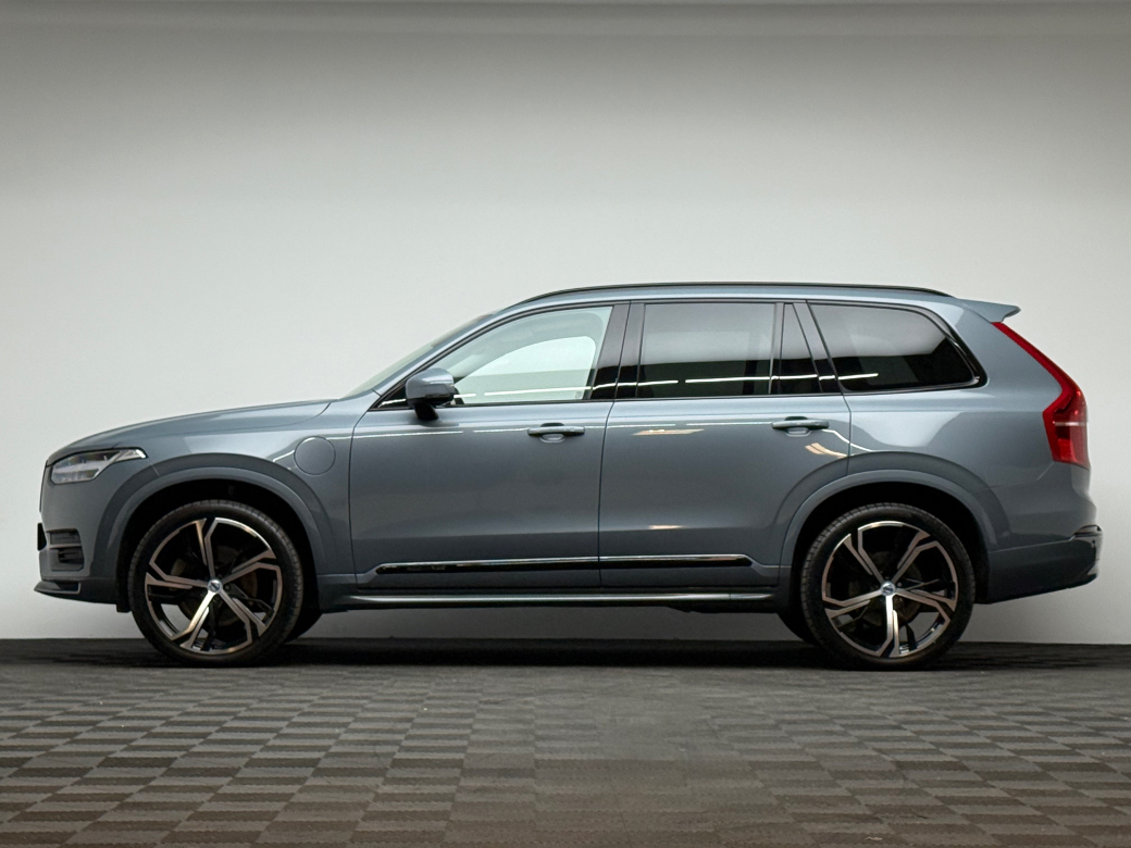 2022 Volvo XC90