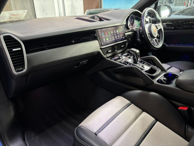 2023 Porsche Cayenne
