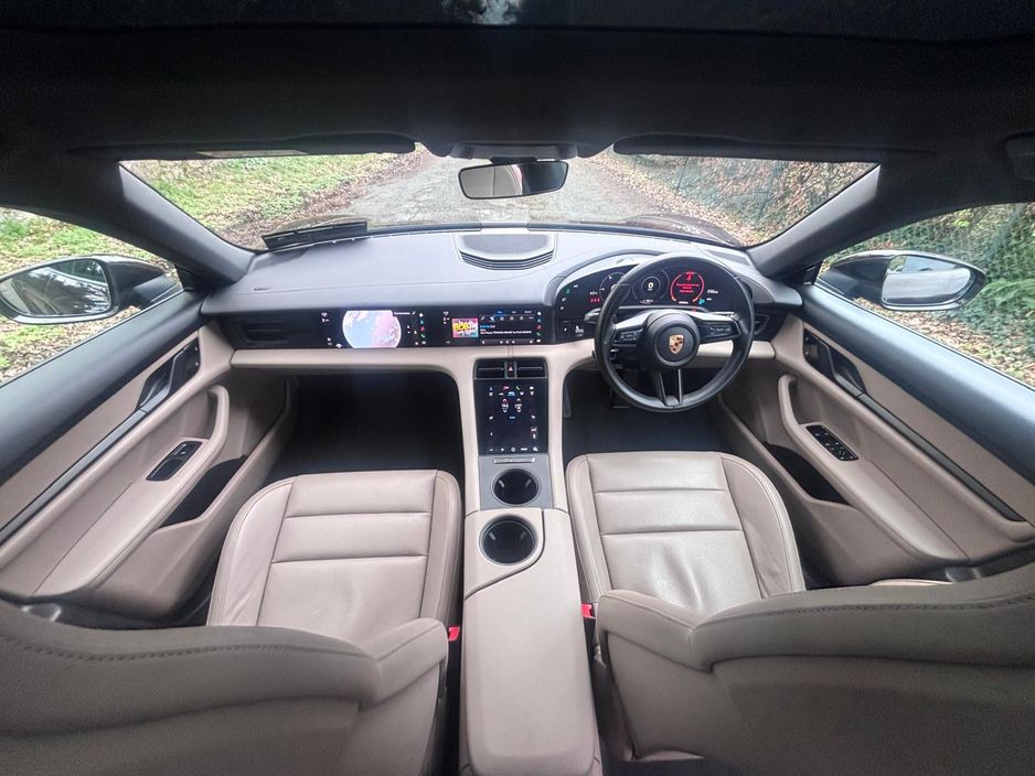 2022 Porsche Taycan