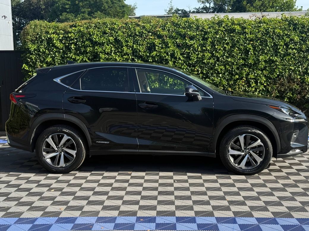 2020 Lexus NX 300h