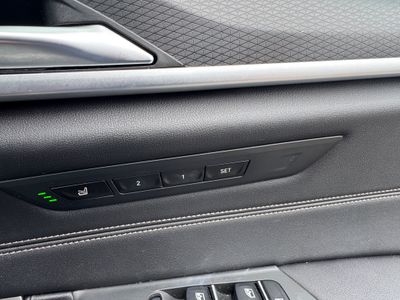 2023 BMW 520