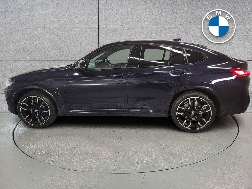 2022 BMW X4