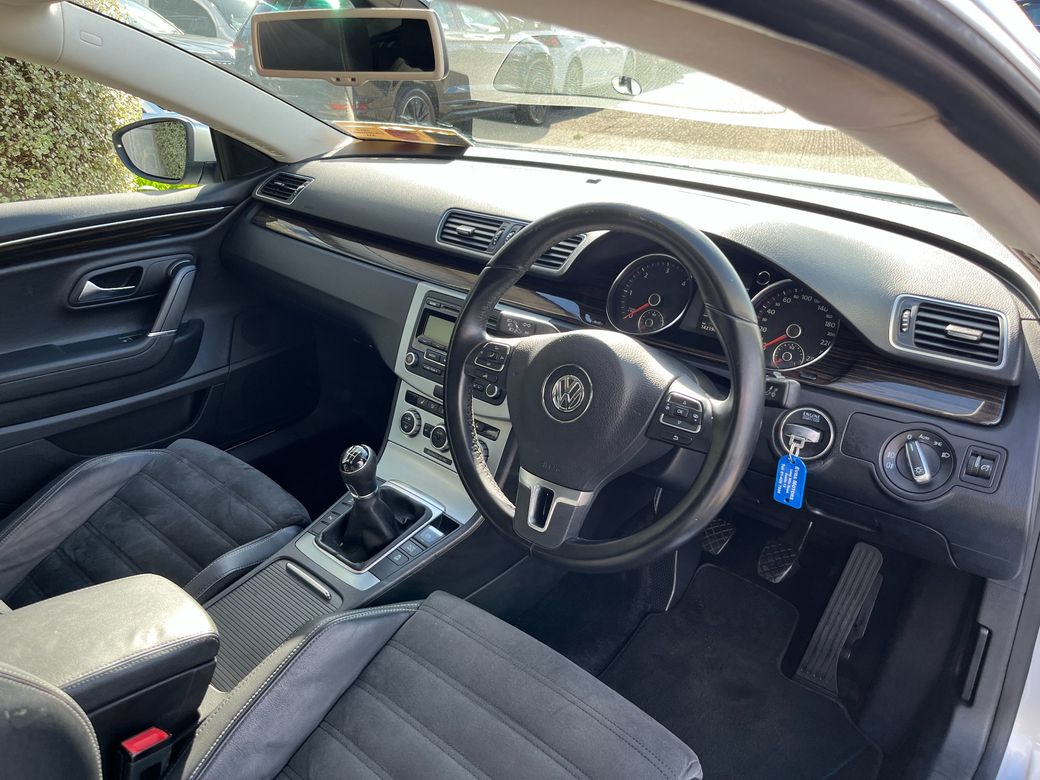 2014 Volkswagen Passat