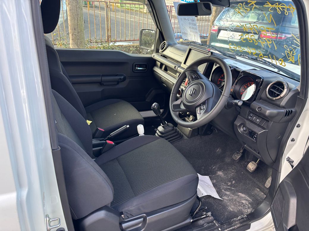 2023 Suzuki Jimny