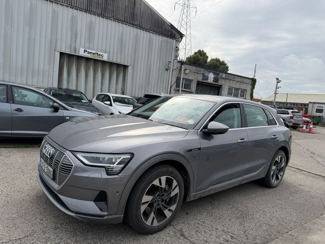 2022 Audi e-tron