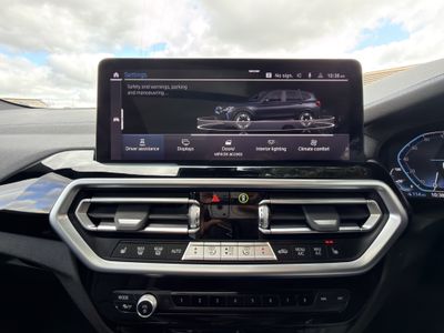 2025 BMW iX3