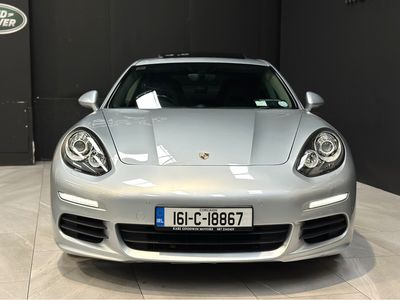 2016 Porsche Panamera