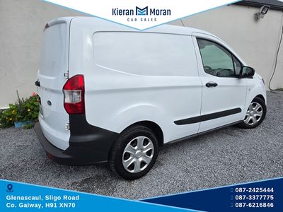 2022 Ford Transit Courier