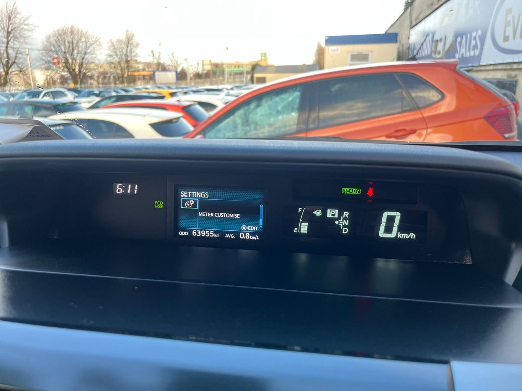 2018 Toyota Prius Alpha