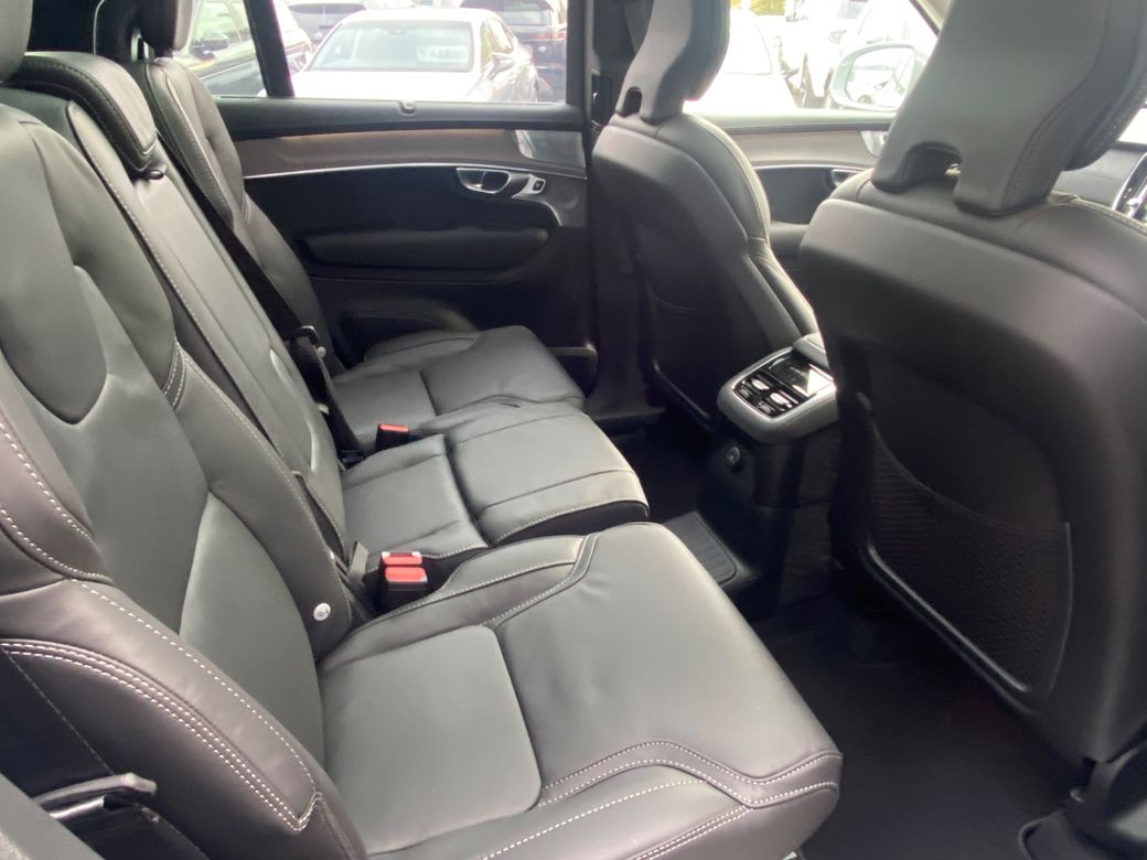2025 Volvo XC90