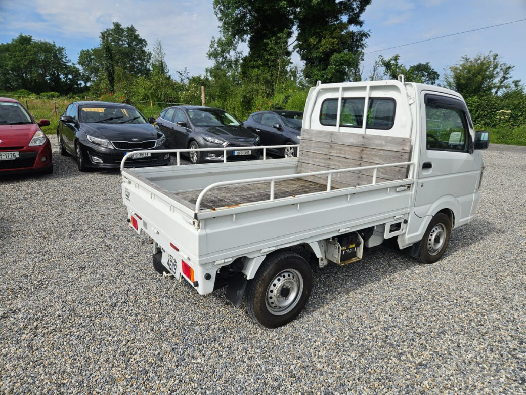 2014 Nissan Clipper