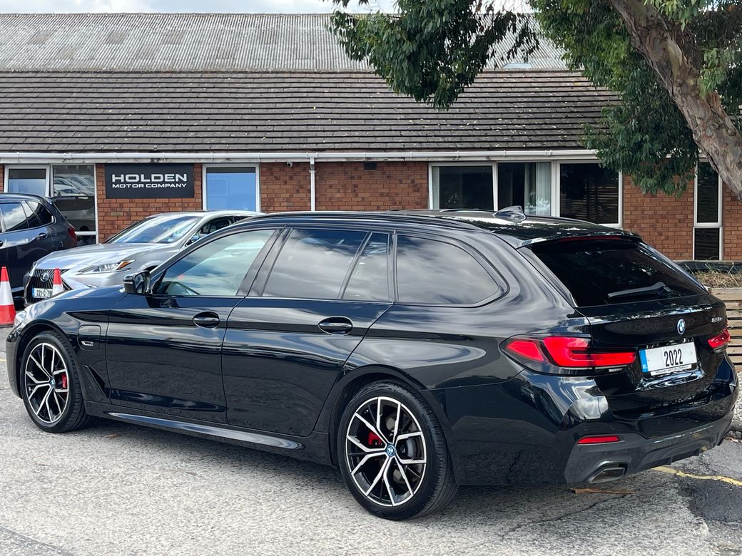 2022 BMW 5 Series
