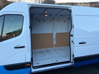 2023 Renault Master