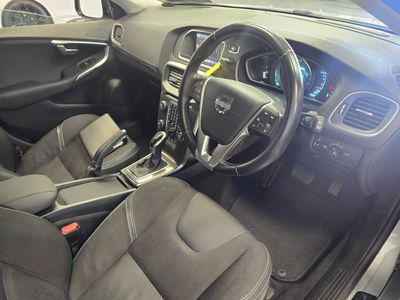 2014 Volvo V40