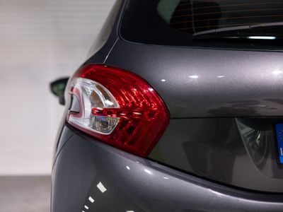 2013 Peugeot 208