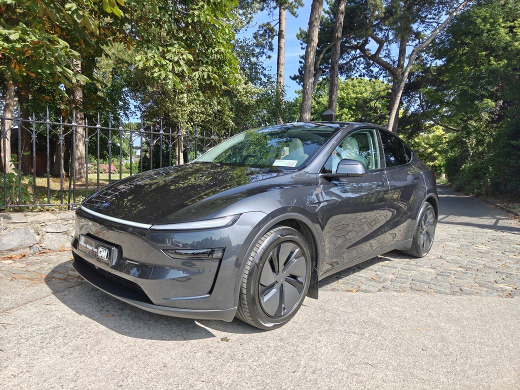 2025 Tesla Model Y